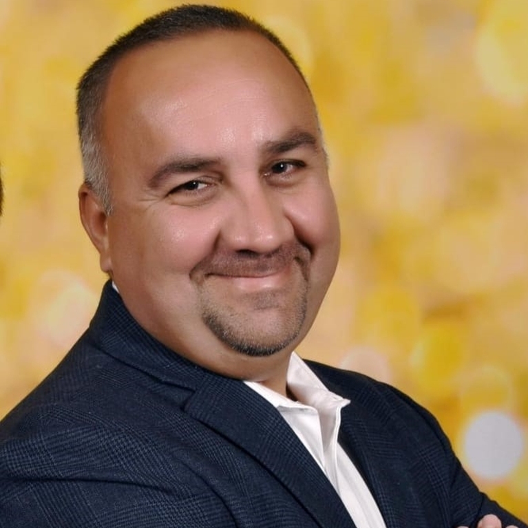 Luis Toro